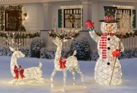 Outdoor christmas wall decor